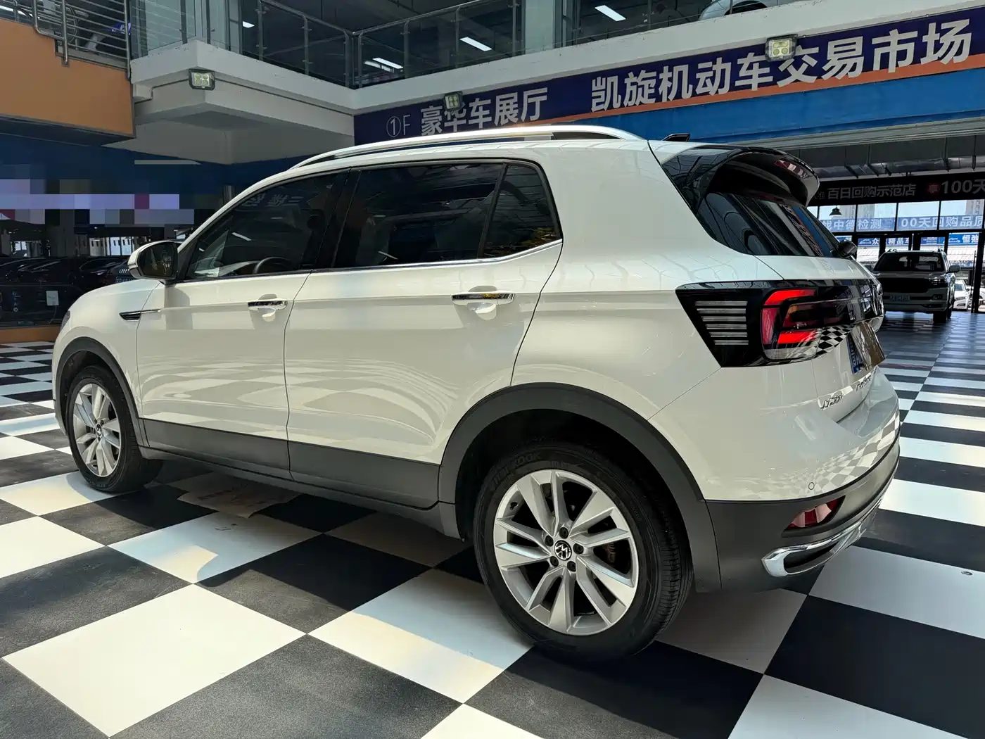 Volkswagen T-Cross 2022 280TSI DSG Comfort Edition фото 5