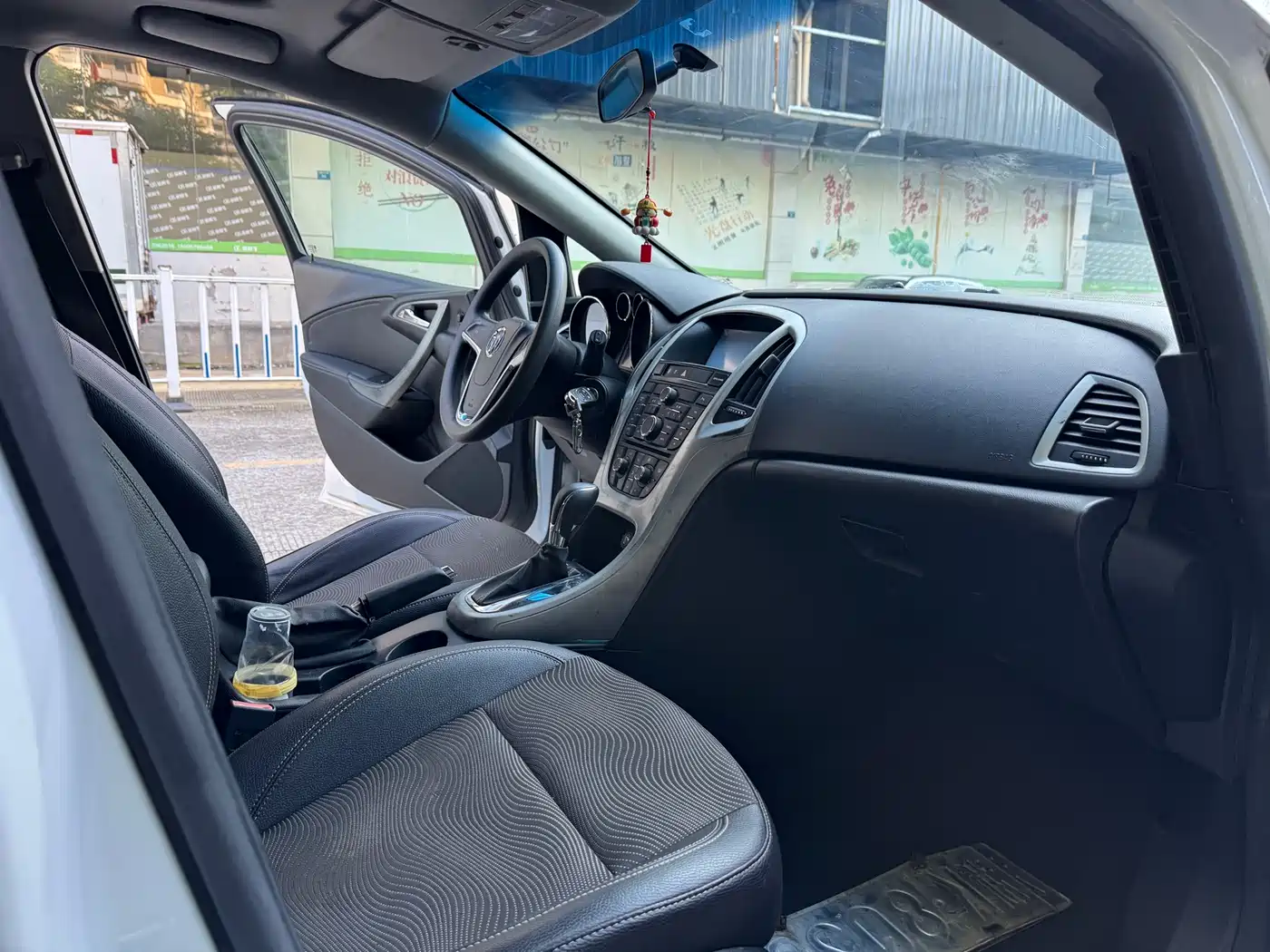Buick Excelle 2014 XT 1.6L Automatic Fashion фото 11
