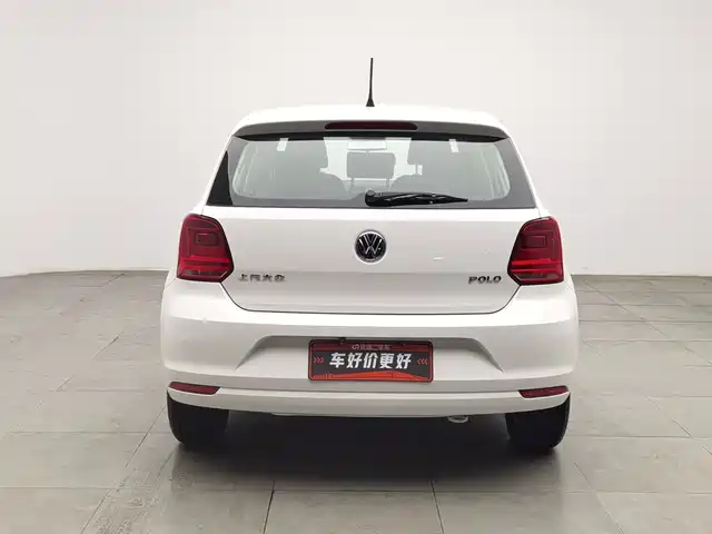 Volkswagen Polo 2016 1.4L Manual Trend — фото 4