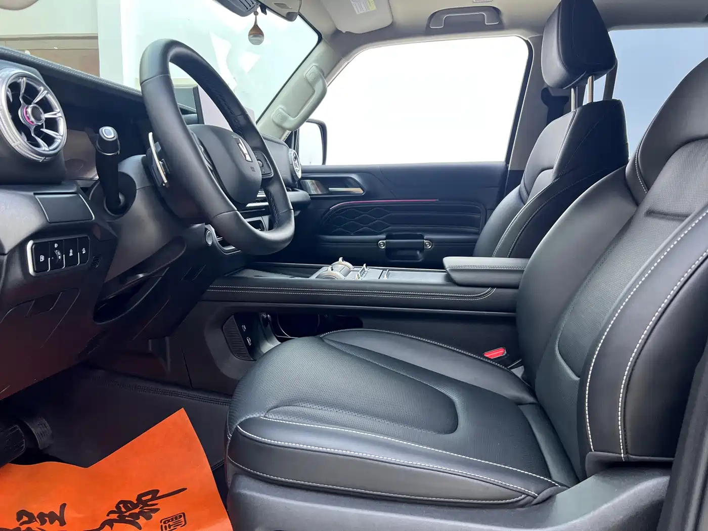 TANK TANK 300 NEW ENERGY