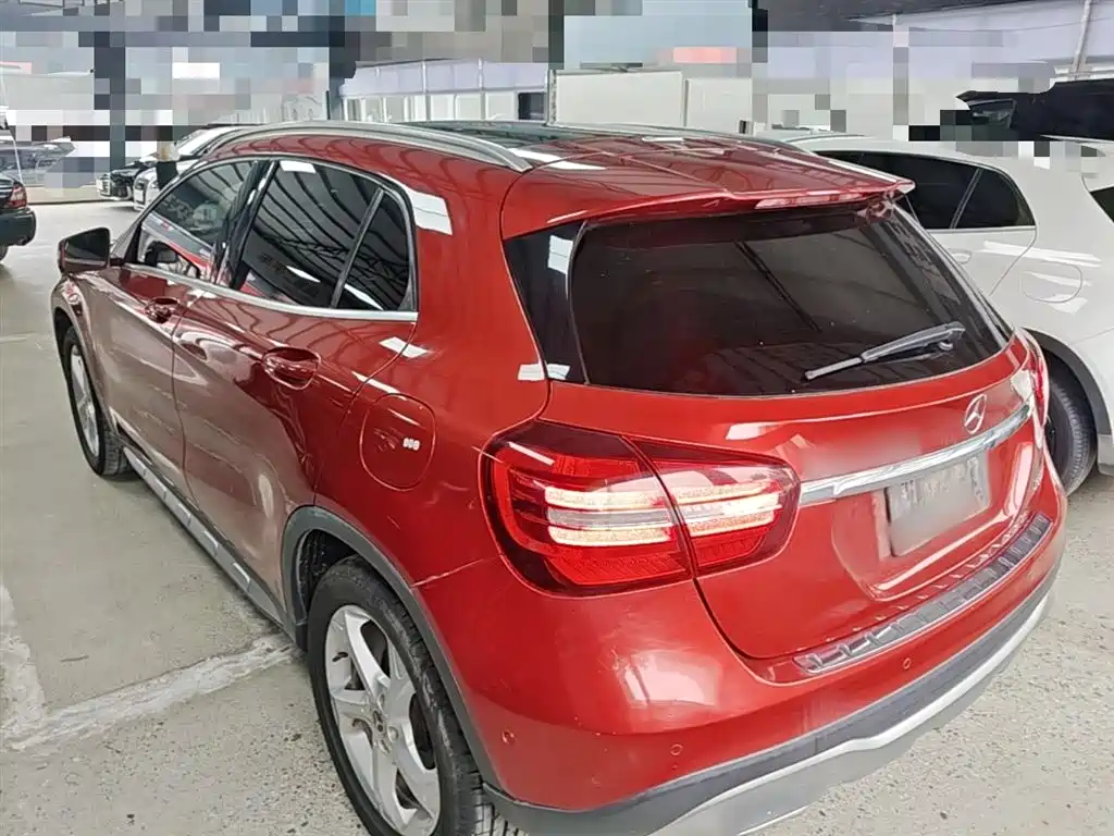 Mercedes-Benz GLA 2017 GLA 200 Dynamic фото 5