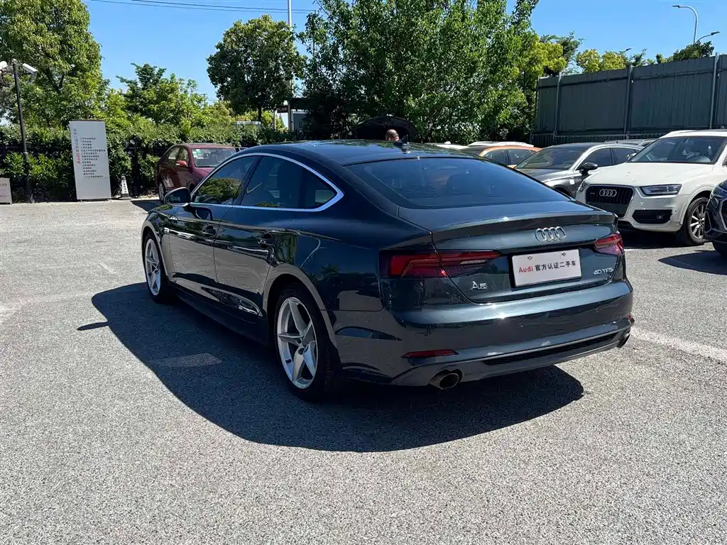 Audi A5 (Import) 2019 Sportback 40 TFSI Fashion фото 4