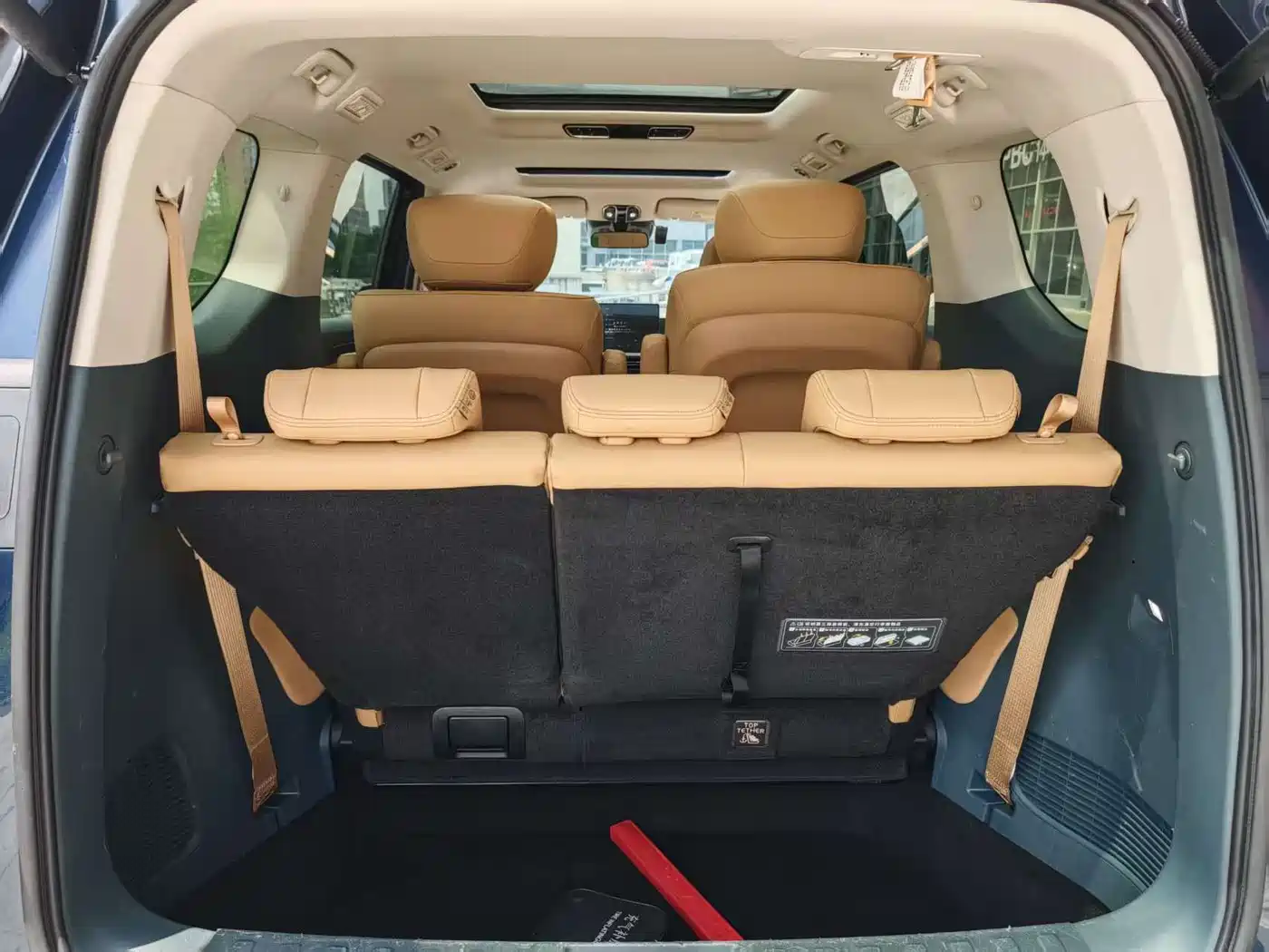 GAC Trumpchi Trumpchi E8 NEV 2024 Model 150km MAX фото 9