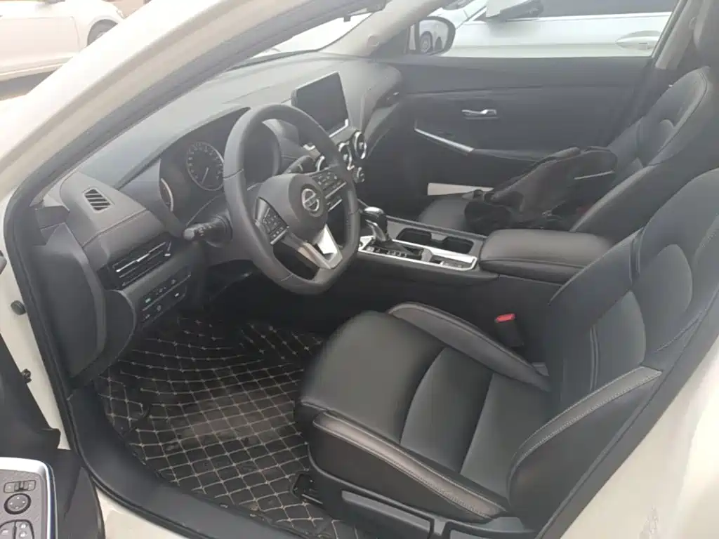 Nissan SYLPHY, миниатюра 11