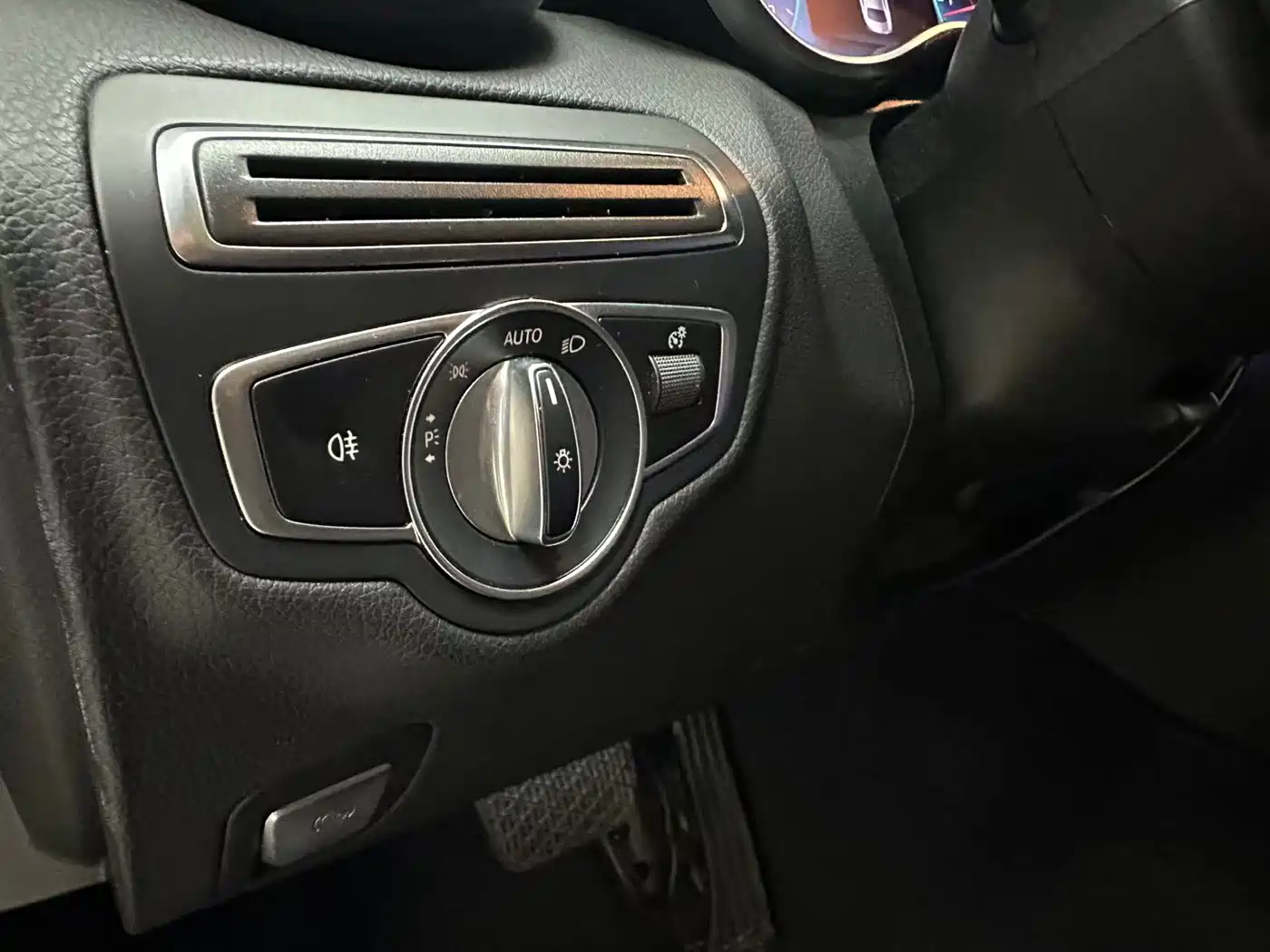 Mercedes-Benz C-Class 2019 Facelift C 260 L Sport фото 16