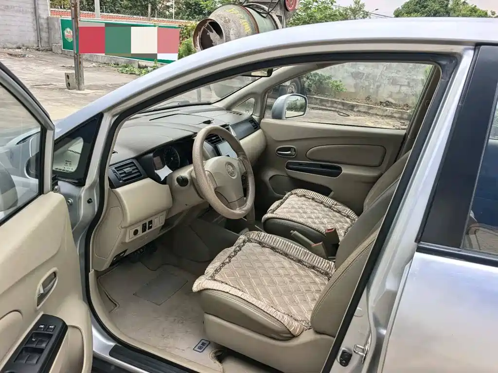 Venucia D50 2013 2013 1.6L Auto Fashion