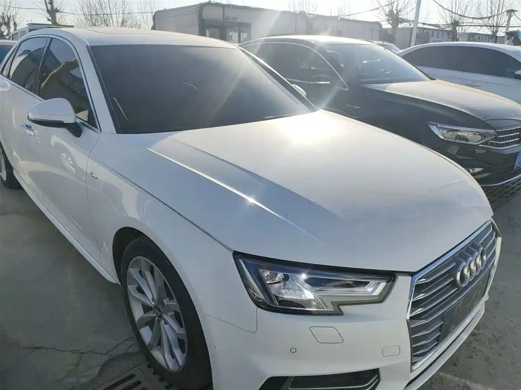 Audi A4L 2018 30th Anniversary 40 TFSI Fashion фото 4