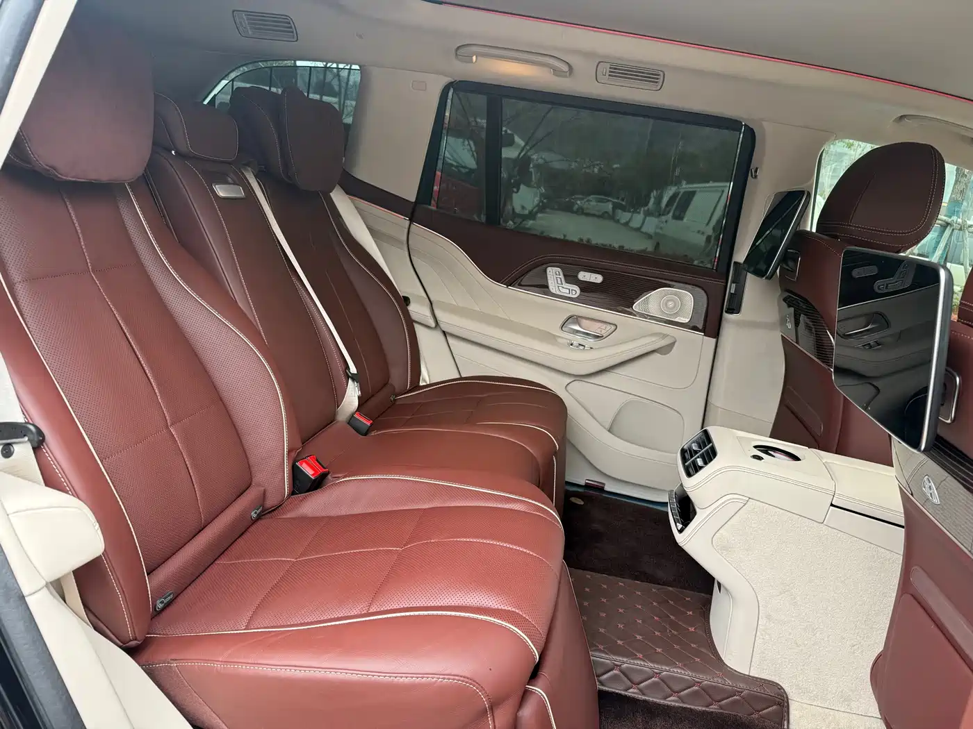 MERCEDES-BENZ MAYBACH GLS