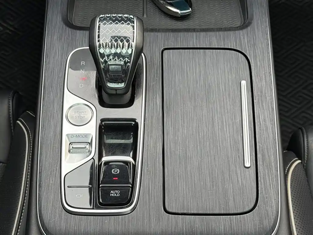 GAC Trumpchi Trumpchi GS8 2022 Pilot Series 2.0TGDI 2WD Luxury Smart Connect Edition (7-Seater) фото 7