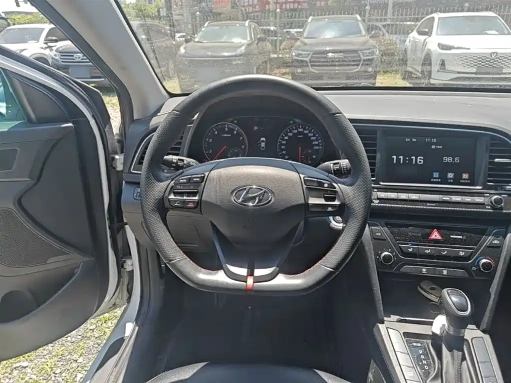 Hyundai Elantra 2018 1.4T DCT Dynamic·Vitality Model фото 11