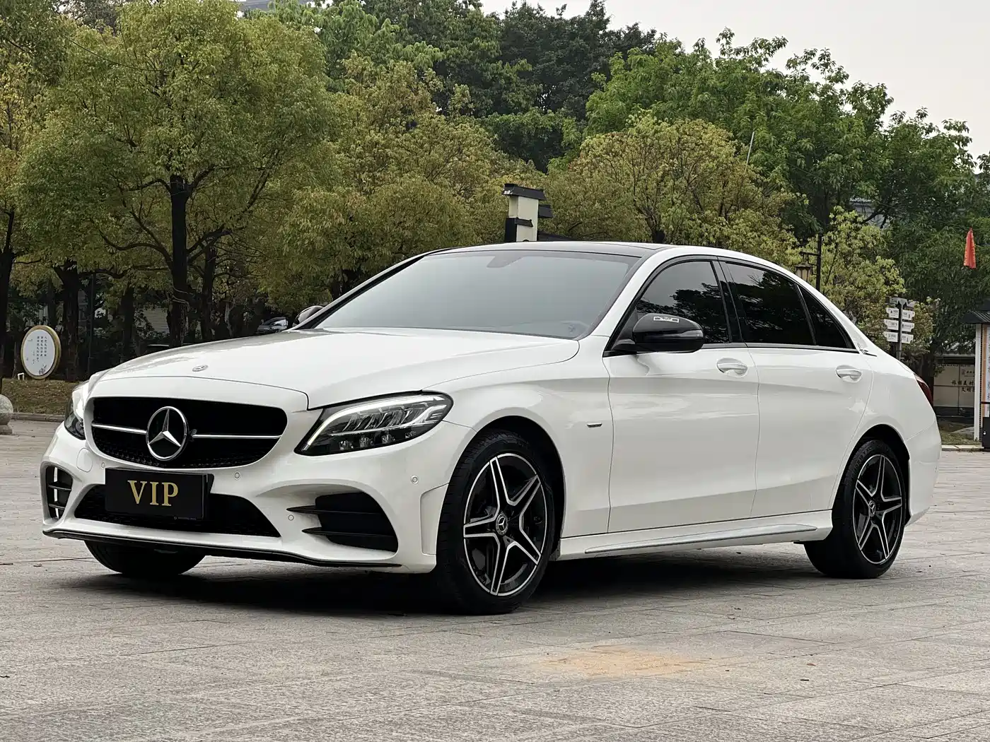 Mercedes-Benz C-Class 2021 C 260 L Sport Starry Exclusive Edition фото 2