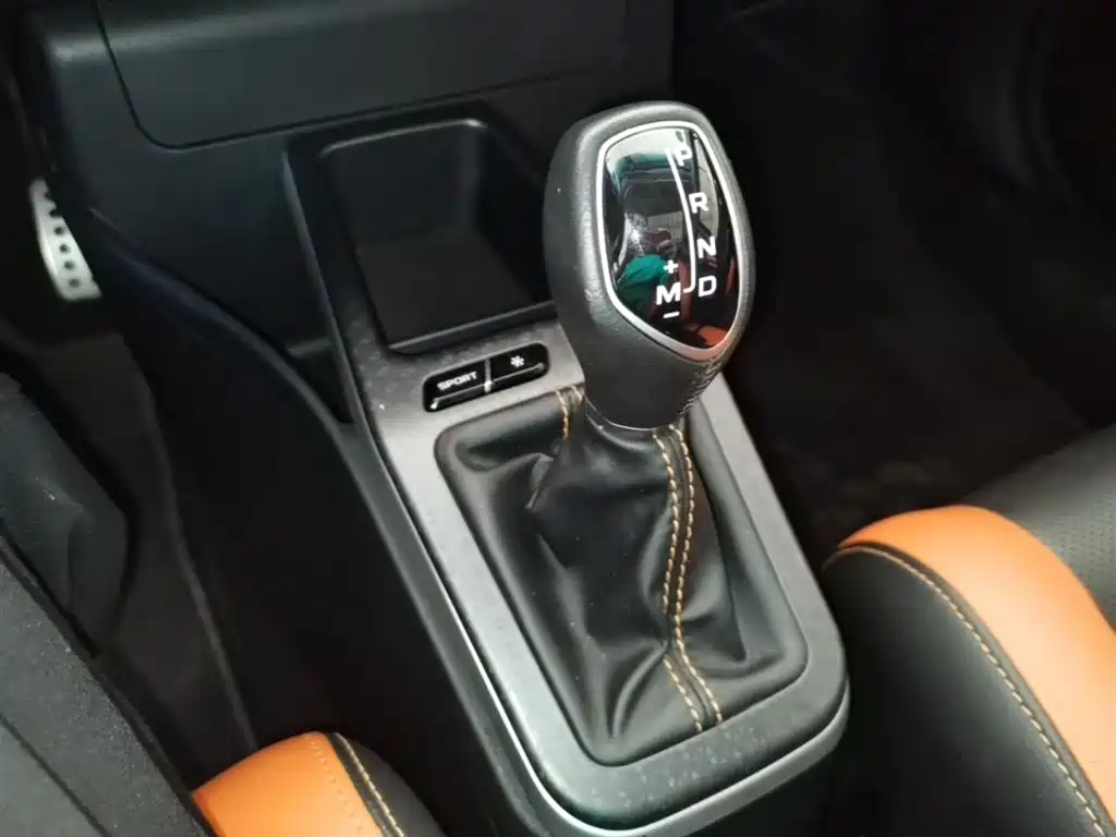 Geely Yuanjing X1 2018 2017 1.3L Auto Player Edition