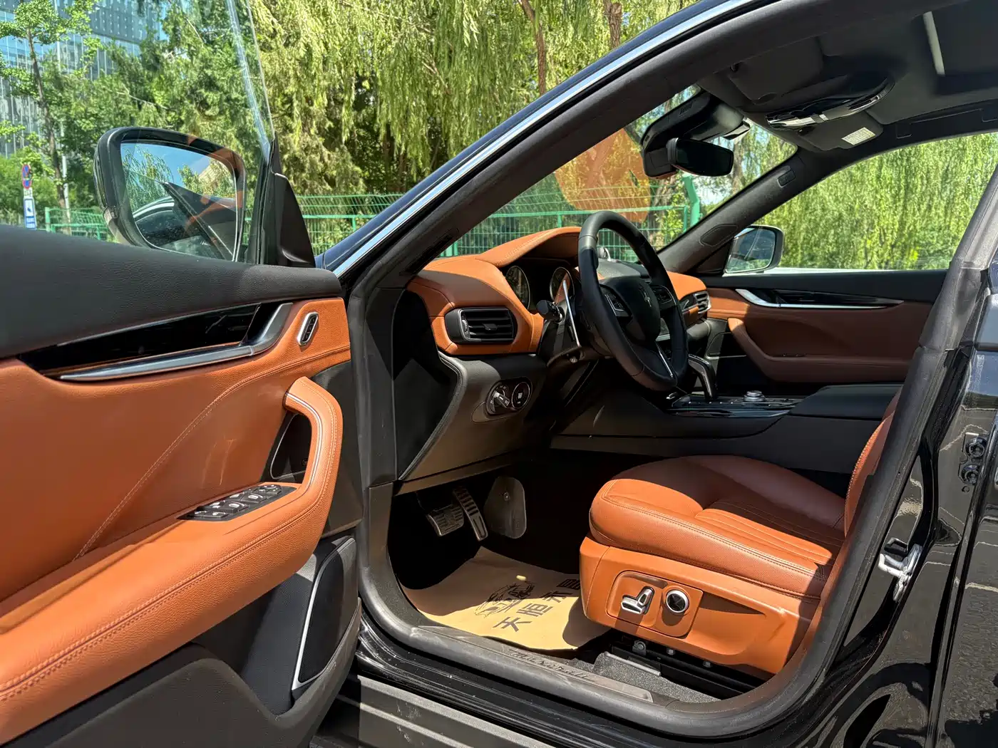 Maserati Levante 2021 3.0T Standard Edition фото 5