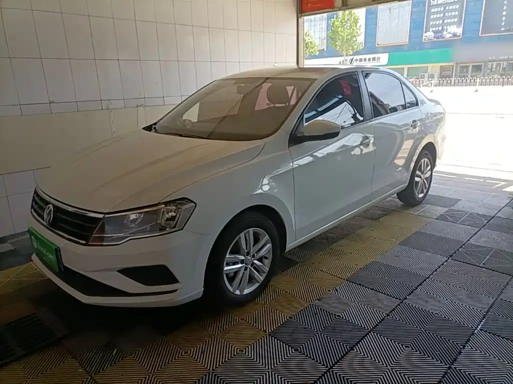 Volkswagen Jetta 2019 Dream Edition 1.4L Manual Fashion