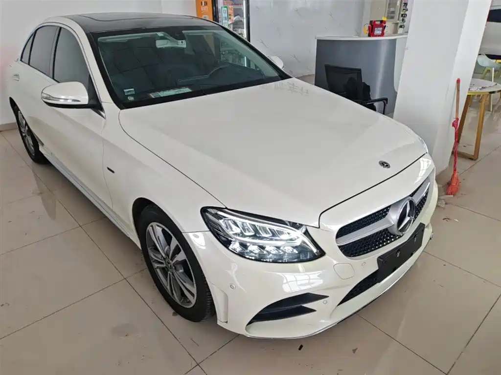 Mercedes-Benz C-Class 2019 C 180 L Fashion Sport Edition фото 4
