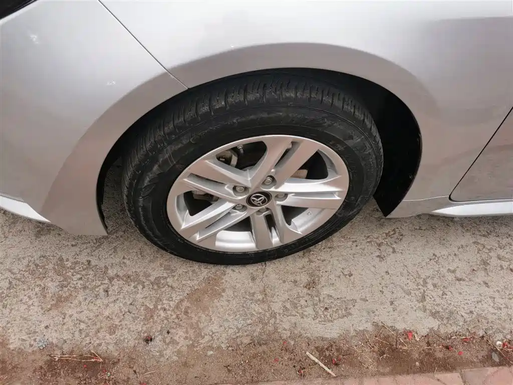 Toyota Levin 2021 185T CVT Luxury Edition фото 25