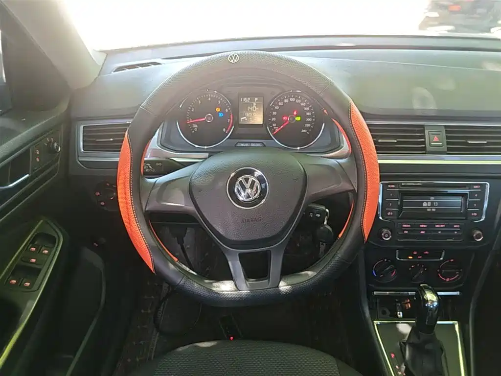 Volkswagen Bora 2016 Model 1.6L Automatic Fashion фото 11
