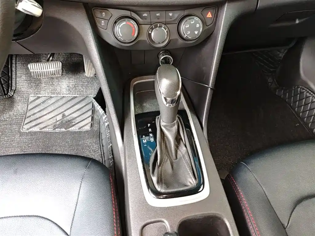 Chevrolet Cavalier 2019 320 Auto Sunroof Enjoyment Edition фото 14