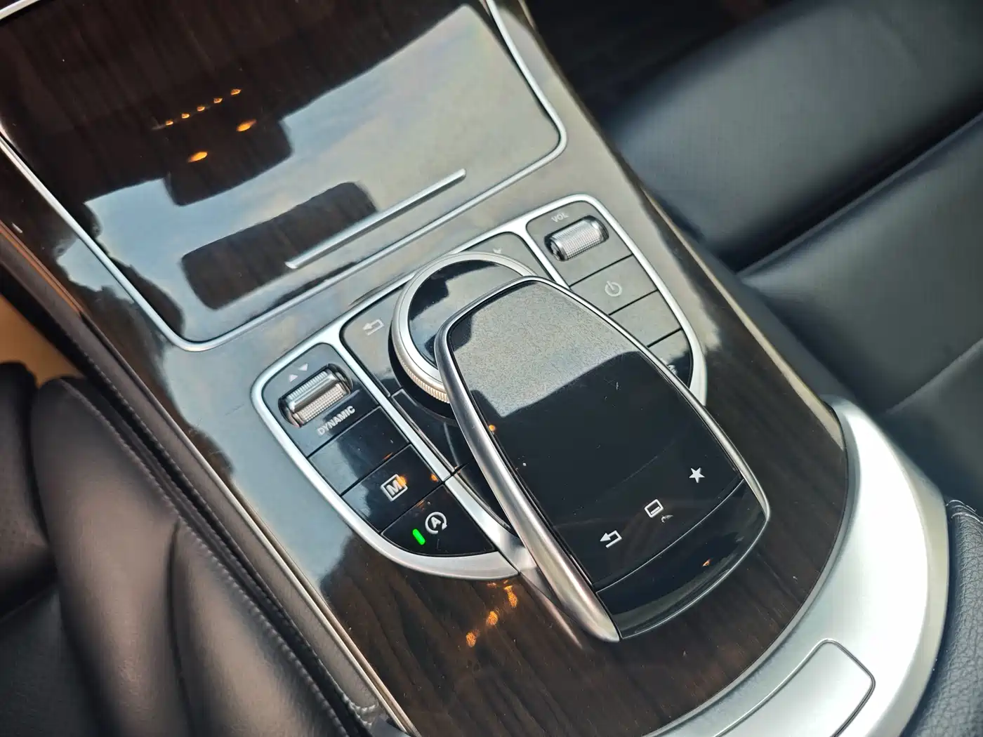 Mercedes-Benz GLC 2016 GLC 260 4MATIC Luxury фото 11
