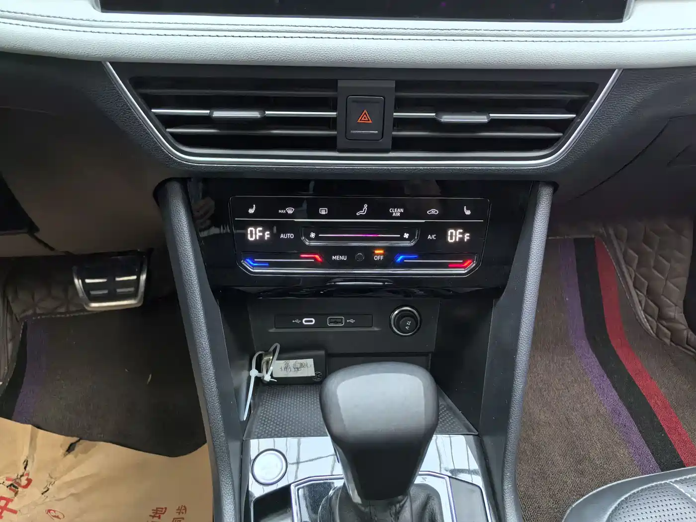Volkswagen Tiguan L 2022 330TSI Auto 2WD R-Line Premium Edition фото 16