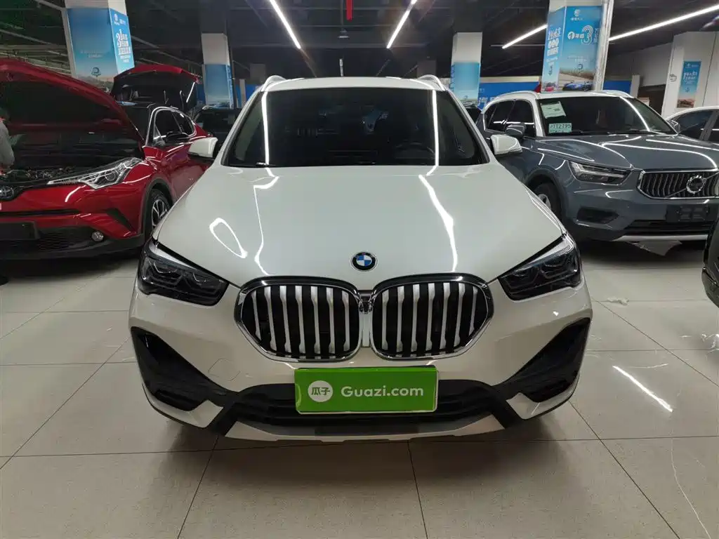 BMW X1 2022 sDrive25Li Leading фото 3