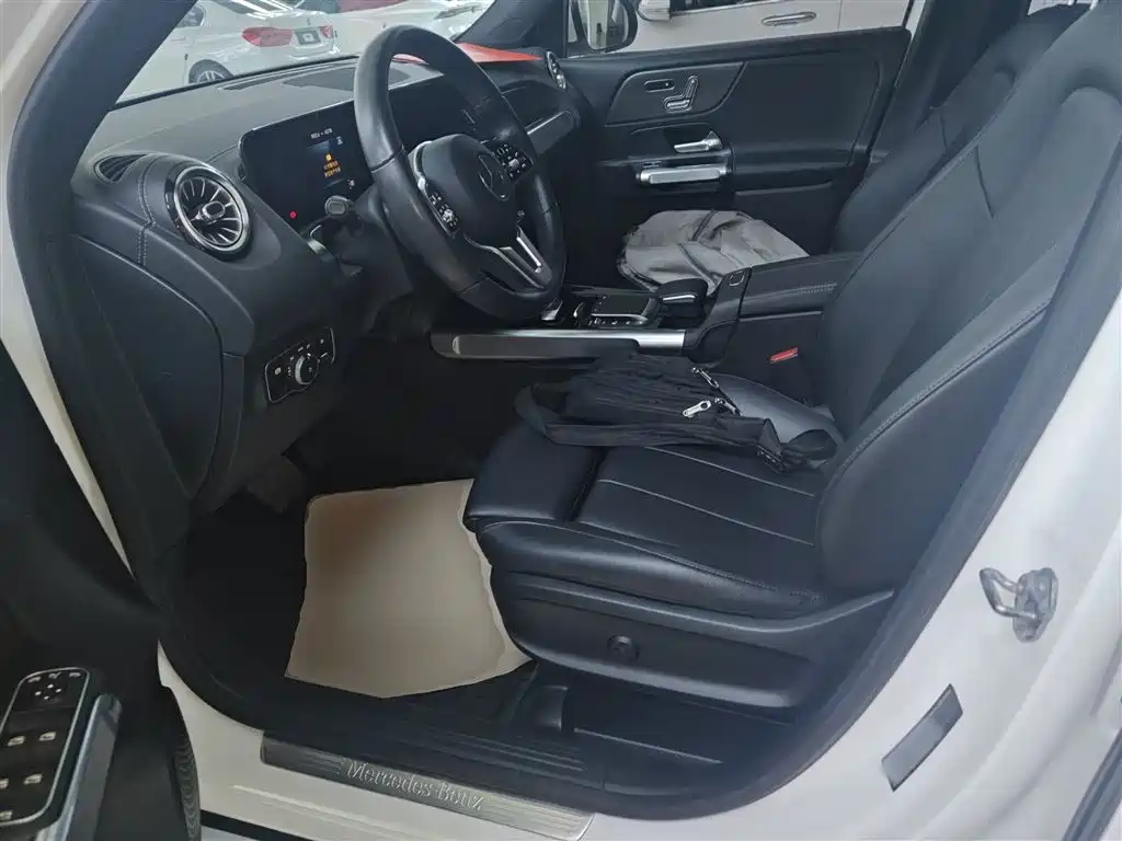 Mercedes-Benz GLB 2021 GLB 200 Style фото 15