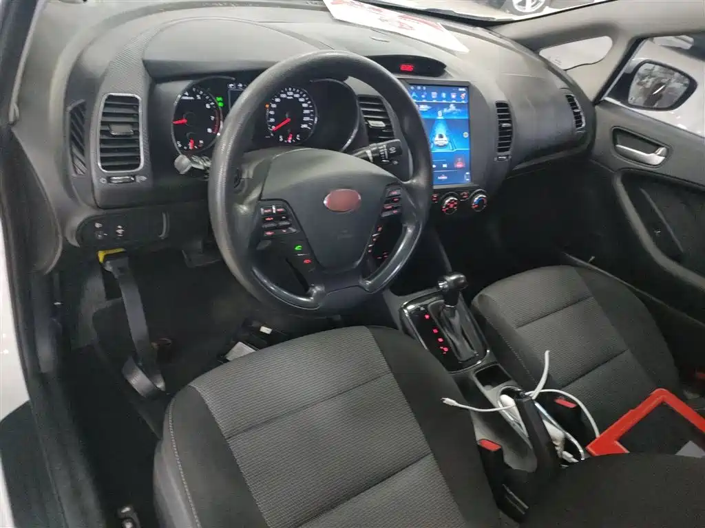 Kia K3 2016 1.6L Automatic GL фото 6