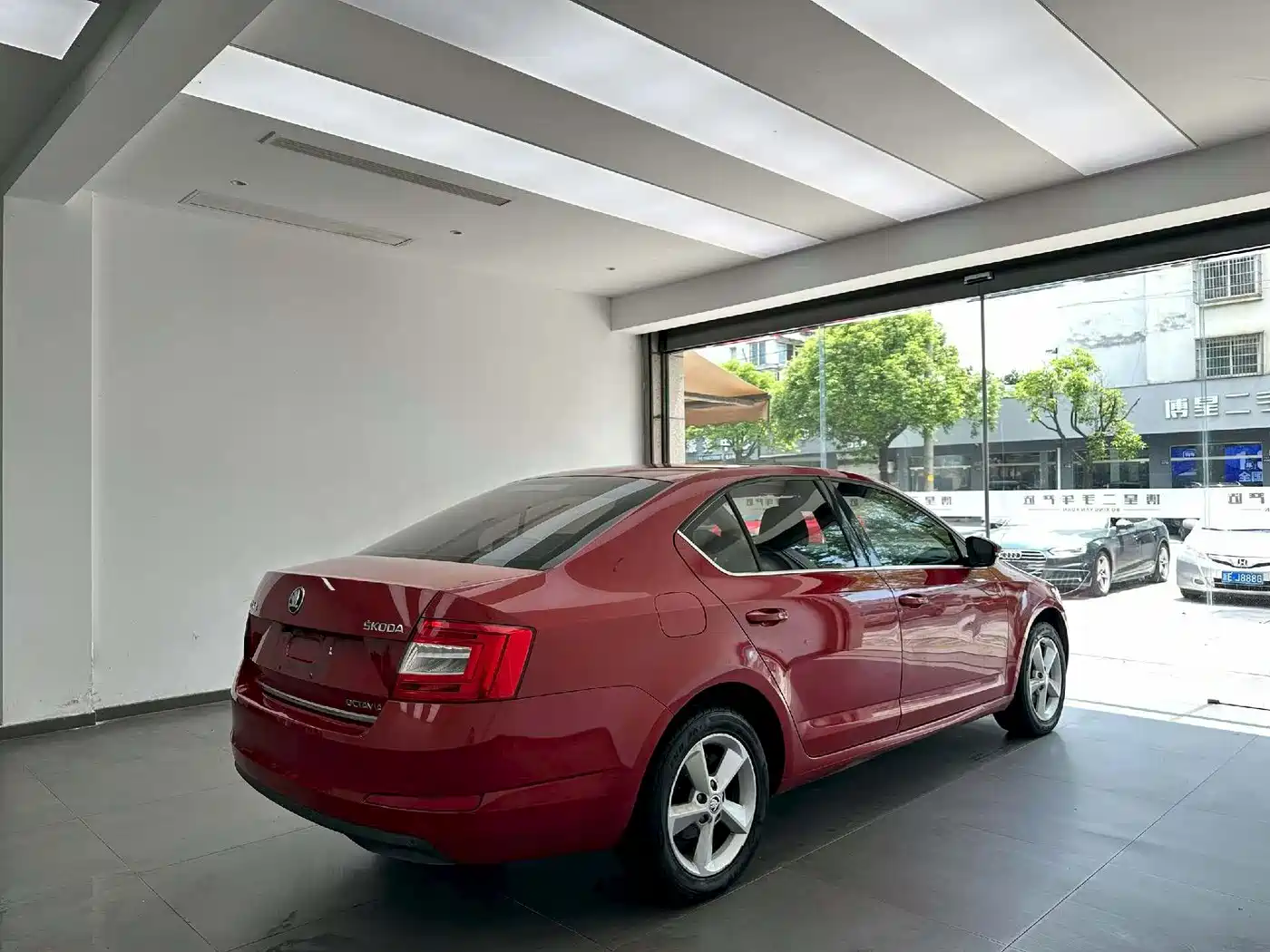 Škoda Octavia 2015 1.6L Automatic逸俊版 фото 9