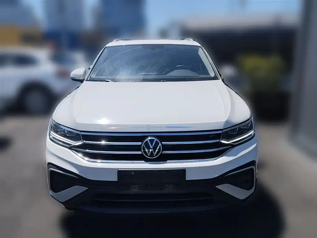 Volkswagen Tiguan L 2023 300TSI Automatic 2WD Smart Enjoyment Edition фото 5