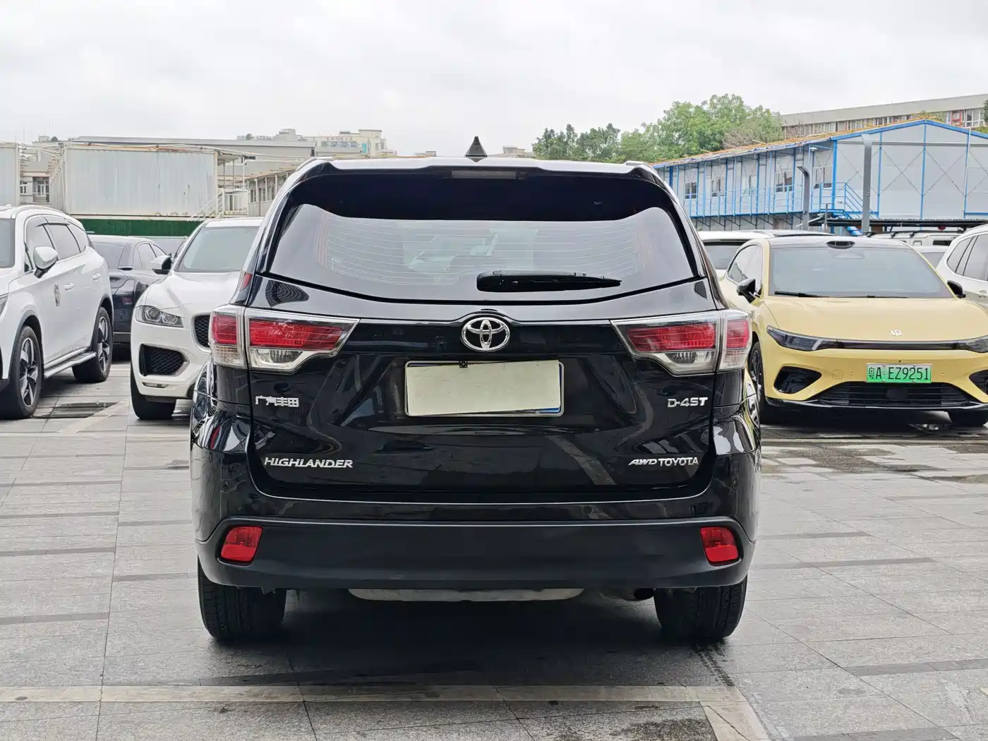 Toyota Highlander 2015 2.0T AWD Elite Edition 7-seater фото 5