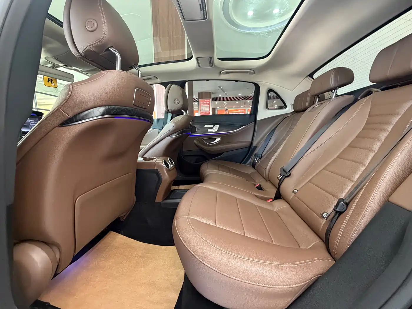 Mercedes-Benz E-Class 2019 E 300 L Sport Luxury фото 12