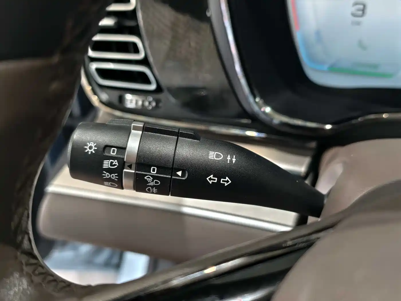 BYD Han 2023 DM-i Champion Edition 121KM Honor фото 8