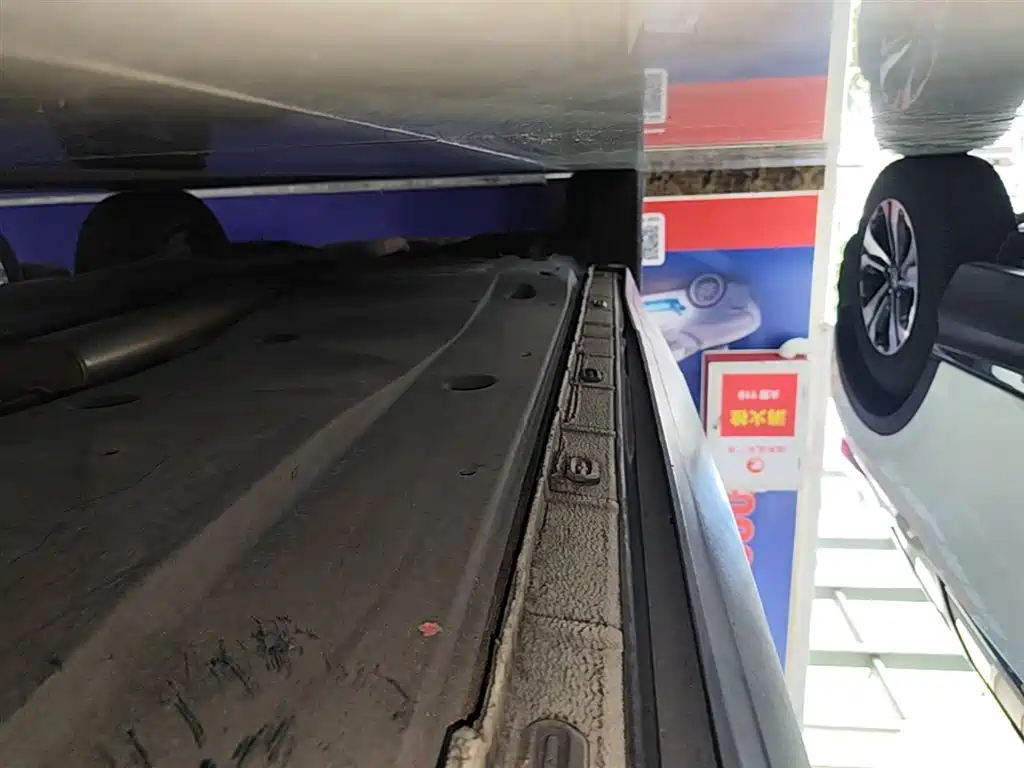 Volkswagen Tiguan L 2018 330TSI Automatic 2WD Comfort Edition фото 21