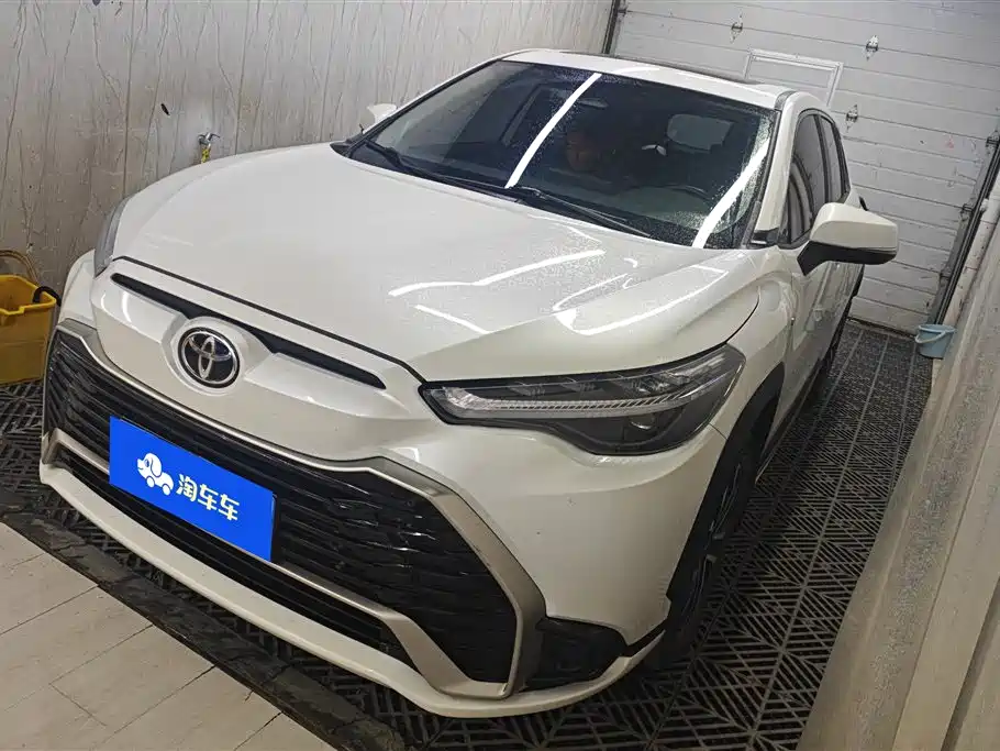 Toyota Frontlander 2024 2.0L Smart Hybrid Dual Engine Luxury Edition