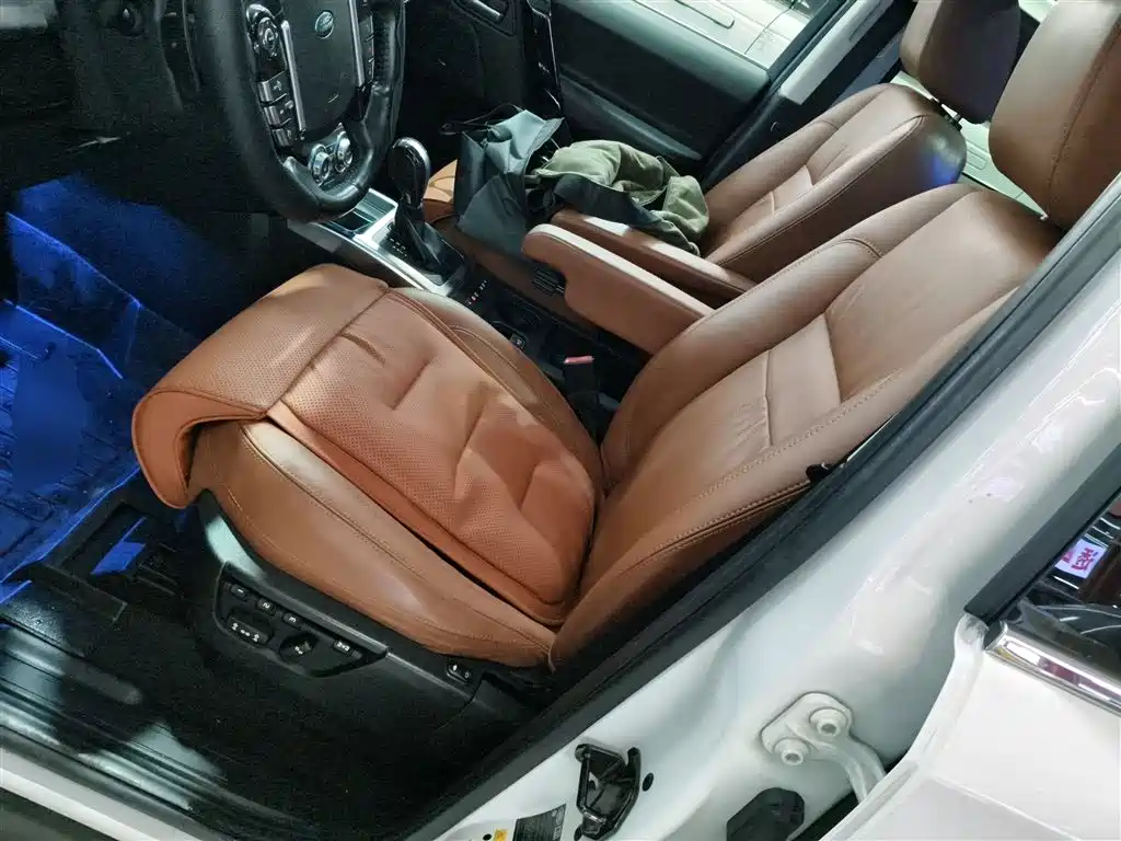 Land Rover Freelander 2 2014 2.0T Si4 HSE Gasoline Edition фото 11