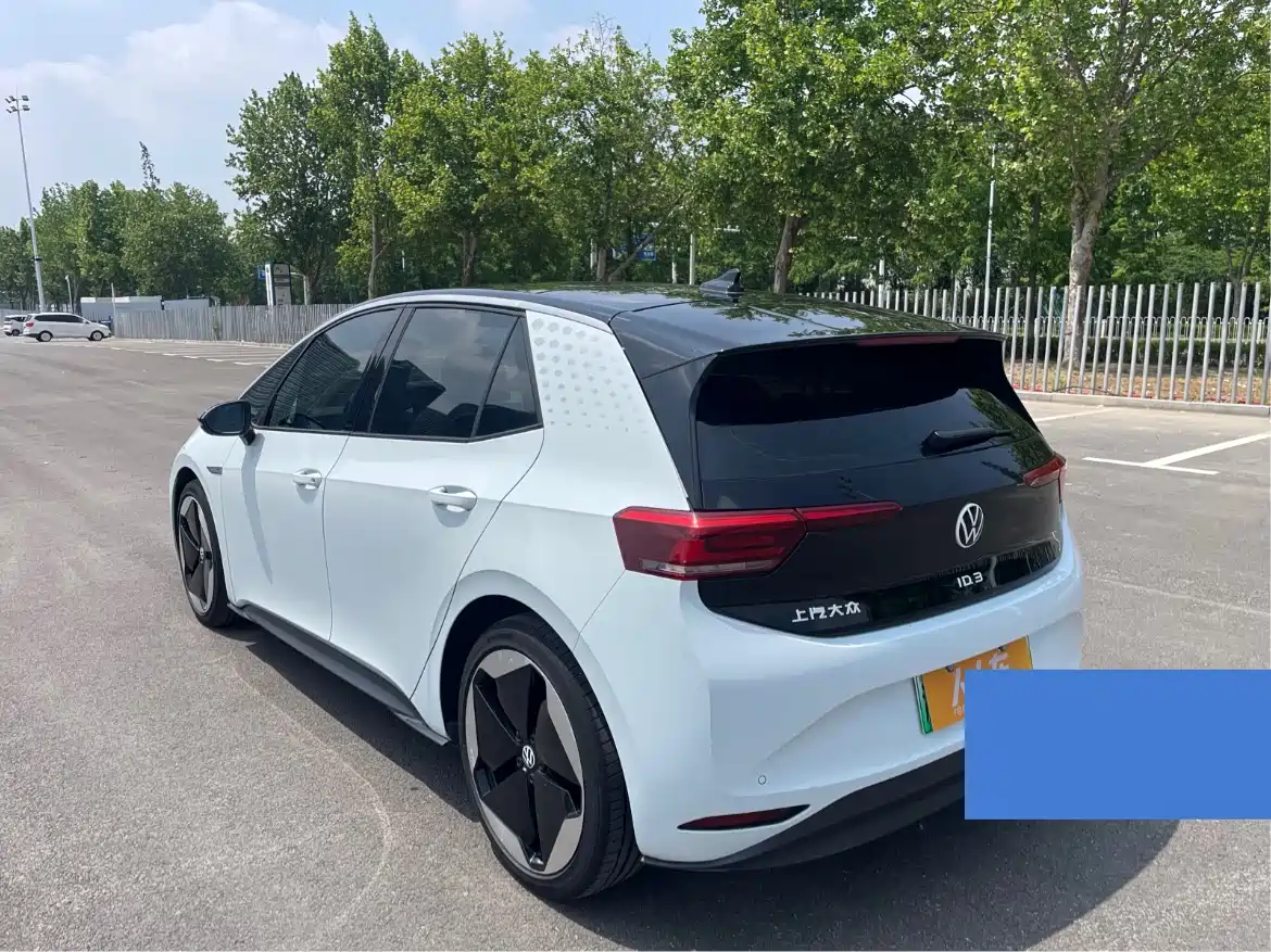 Volkswagen ID.3 2023 Ultimate Smart Edition фото 4