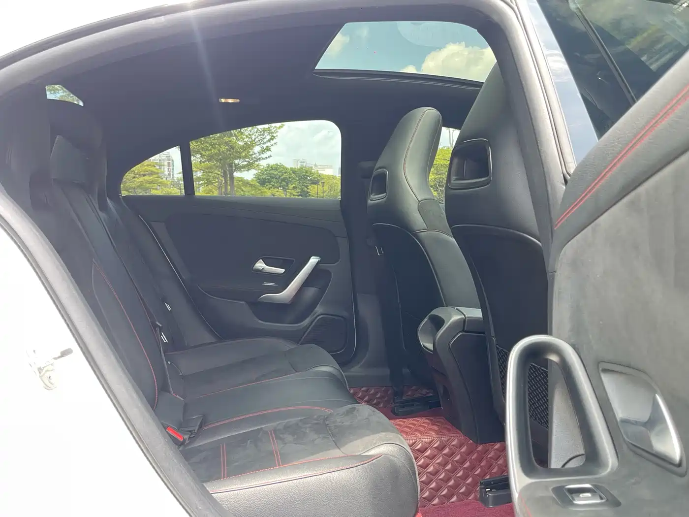 Mercedes-Benz CLA (Import) 2023 CLA 200 фото 17
