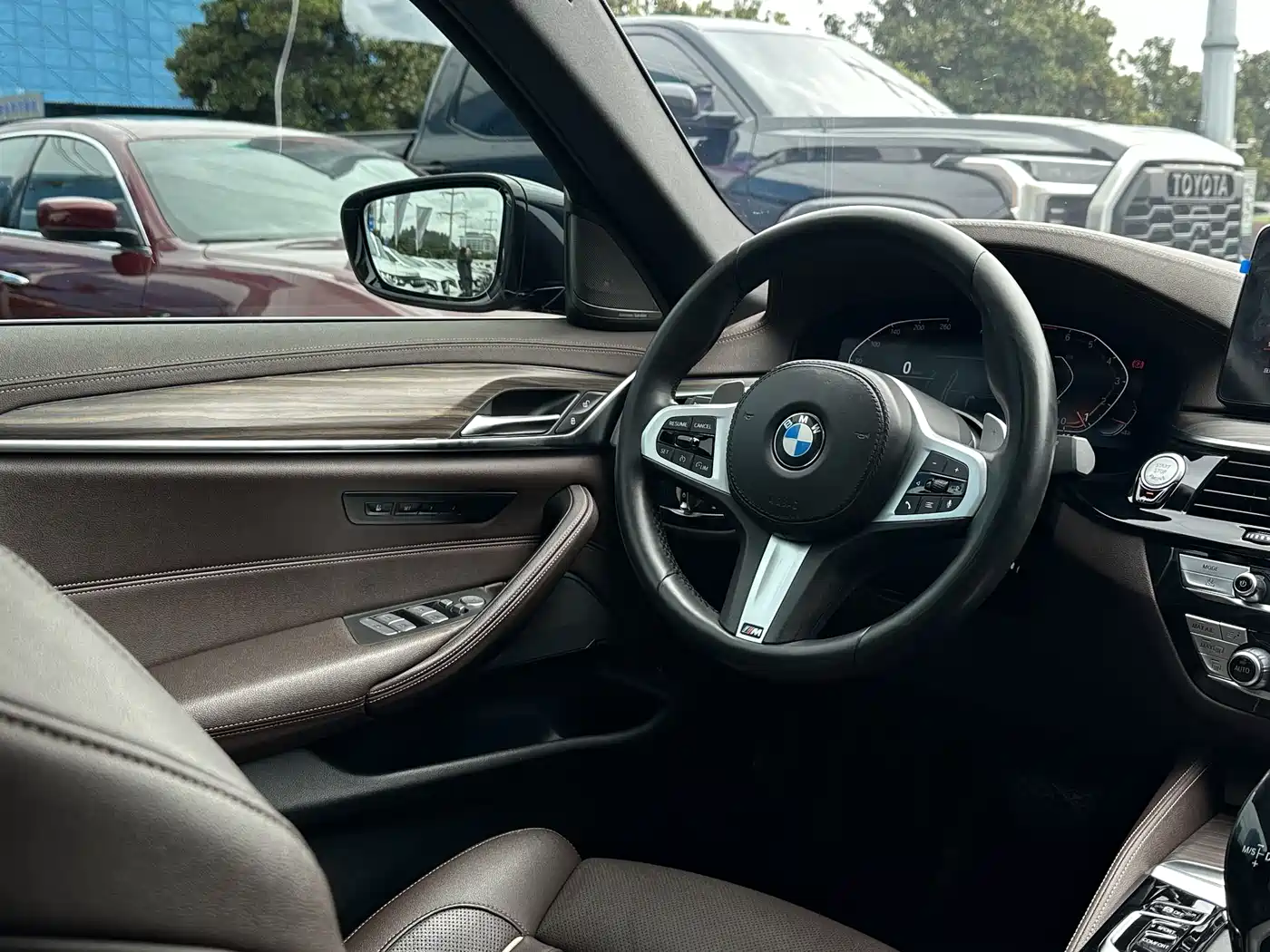 BMW 5 Series 2022 Facelift II 530Li Premium Package M Sport фото 17