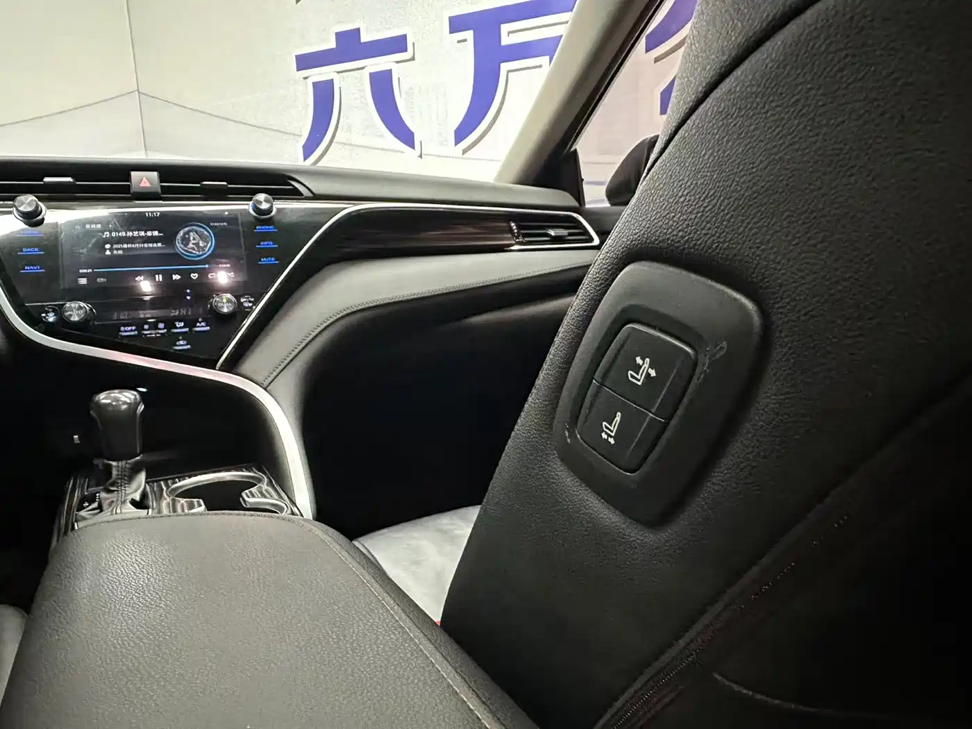 Toyota Camry 2019 Facelift 2.0G Luxury Edition фото 13