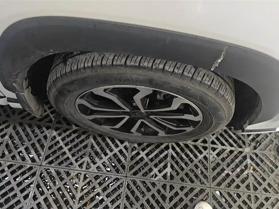 Toyota Frontlander 2024 2.0L Smart Hybrid Dual Engine Luxury Edition фото 6