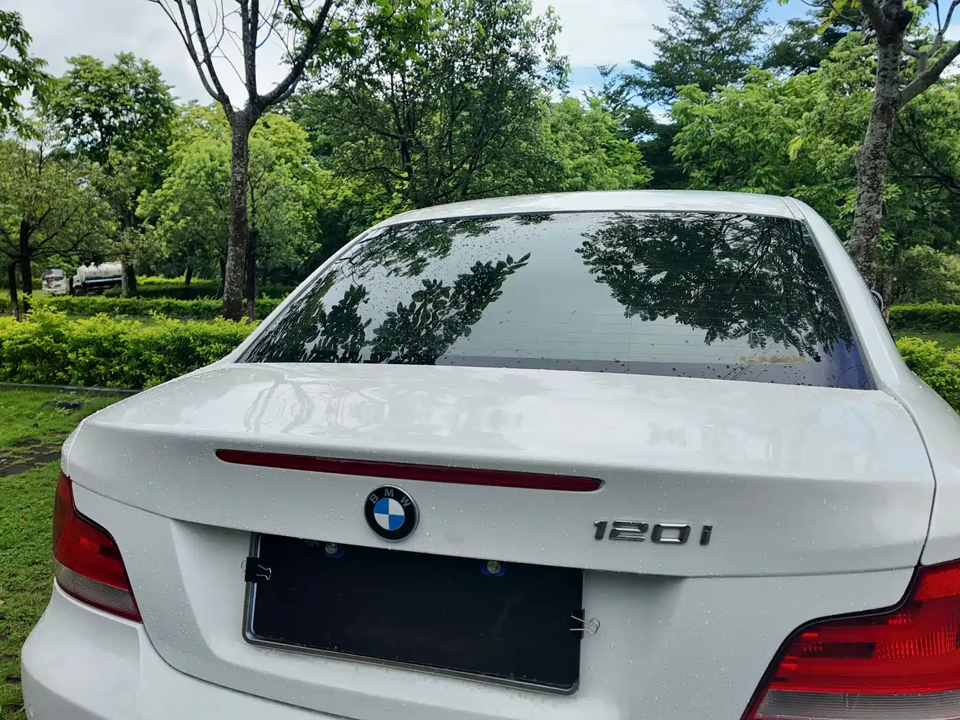 BMW 1 Series (Import) 2014 2011 120i Coupe