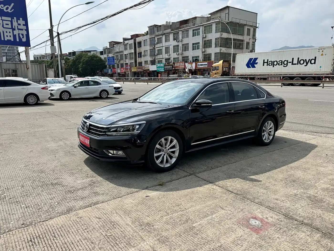 صورة 2 - Volkswagen Passat