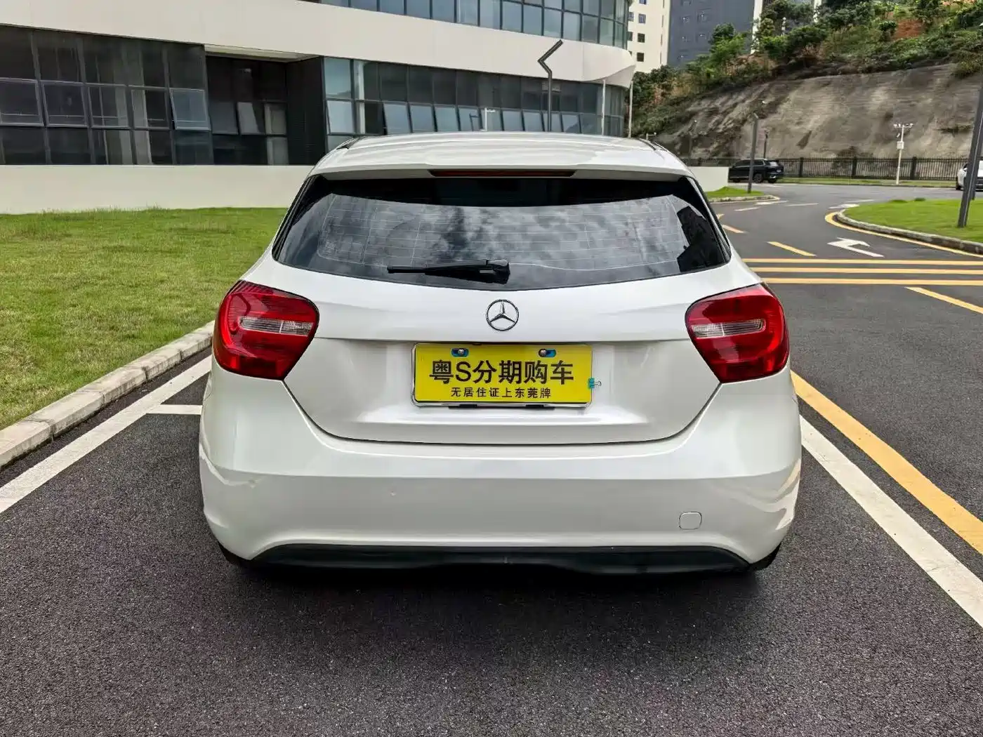 Mercedes-Benz A-Class (Import) 2015 A 180 фото 8