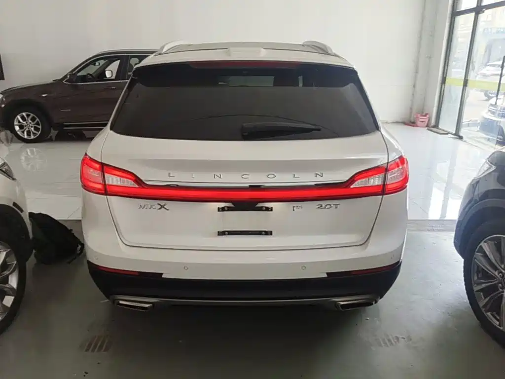 Lincoln MKX 2017 2017 2.0T 2WD Premium Edition