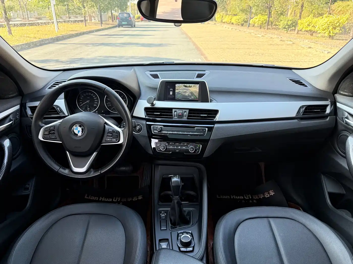 BMW X1 2018 sDrive20Li Leading Model фото 19