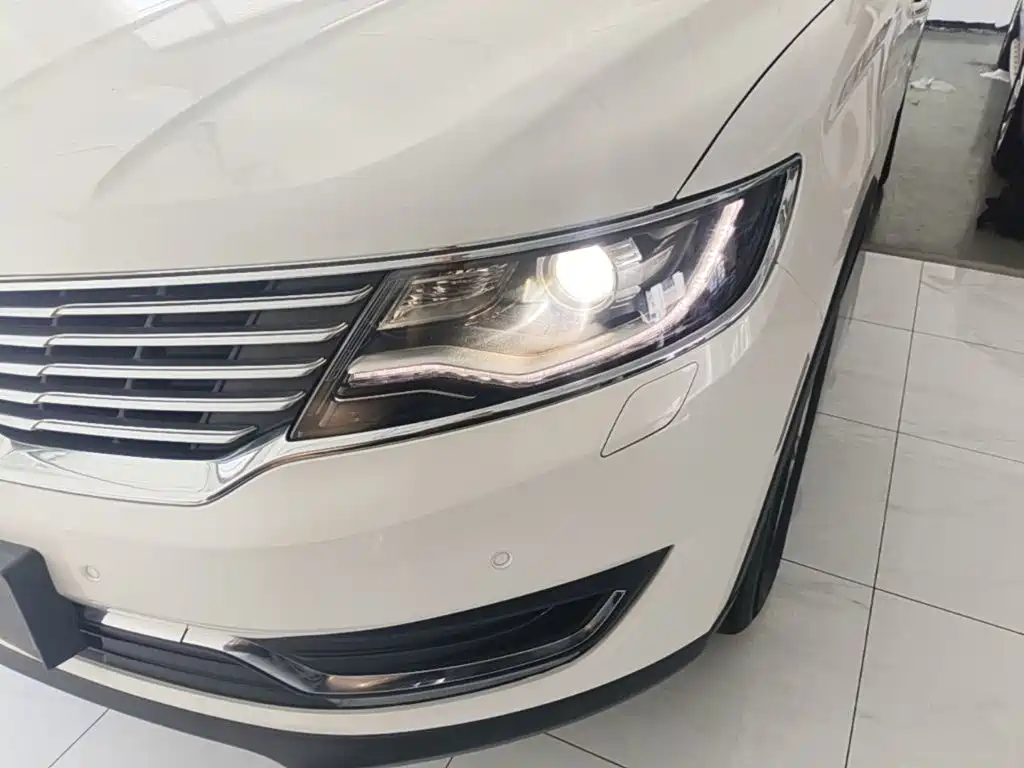 Lincoln MKX 2017 2017 2.0T 2WD Premium Edition