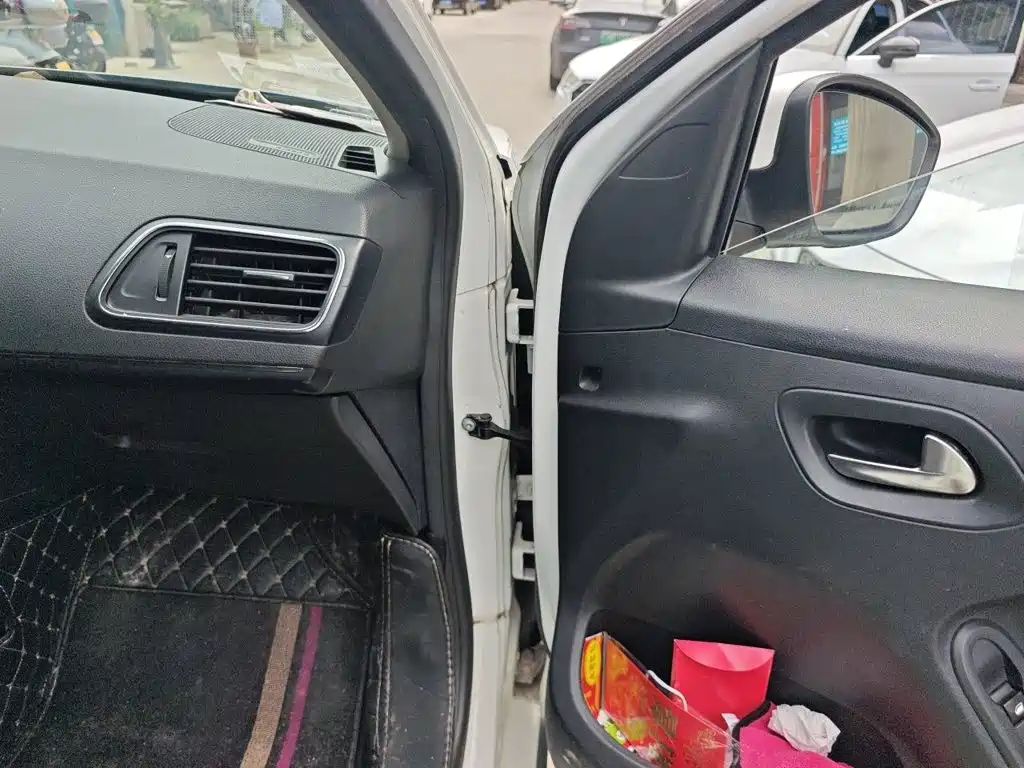Citroën C3-XR 2016 2015 1.6L Automatic Pioneer