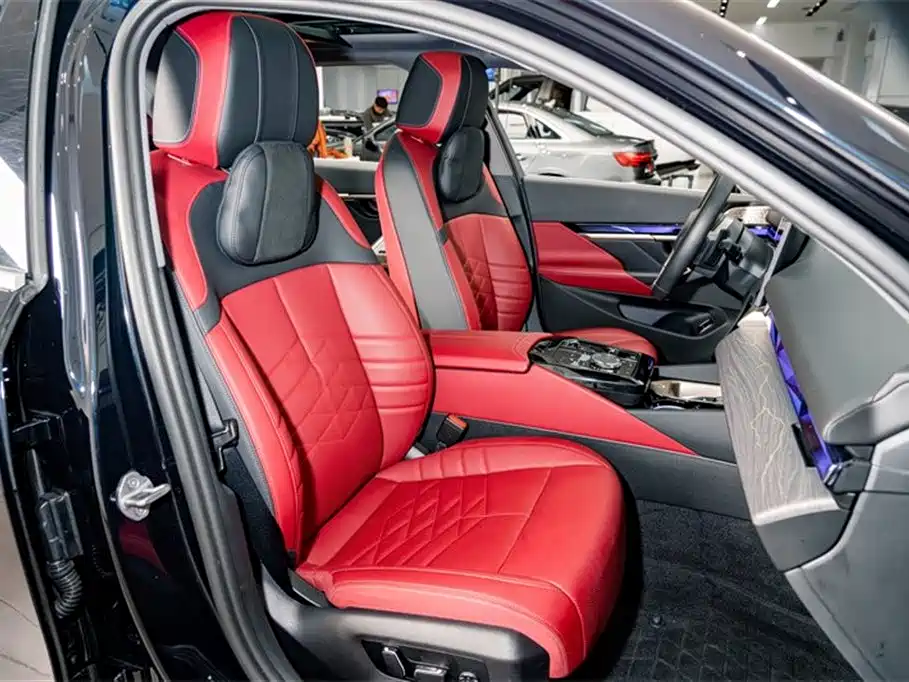 BMW 5 Series 2025 530Li Premium M Sport Package фото 23