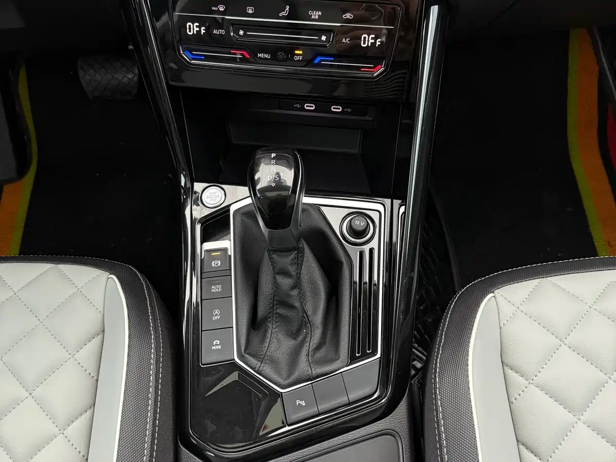 Volkswagen Tayron 2023 280TSI 2WD Luxury Plus Advanced Edition фото 11
