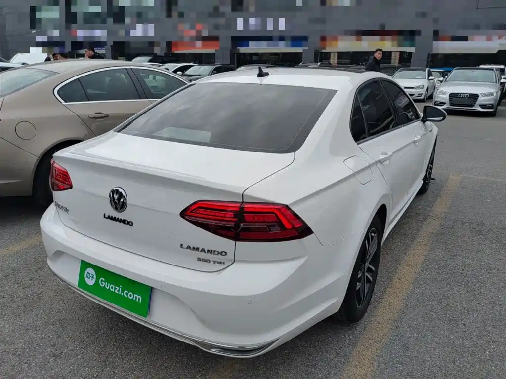 Volkswagen Lamando 2021 Facelift 280TSI DSG Comfort Edition фото 7